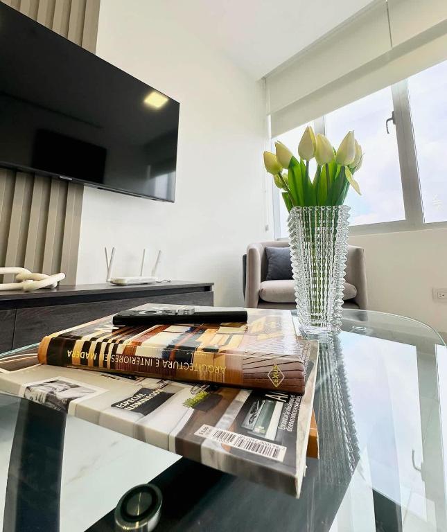 New Kennedy Norte Suite at Millenium Towers - 2