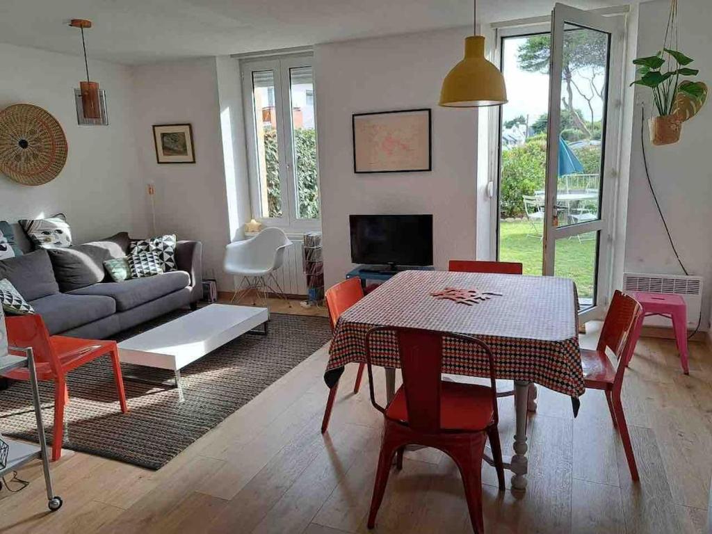 Perros-Guirec, app 4 pers, jardin, plage à pied - 1