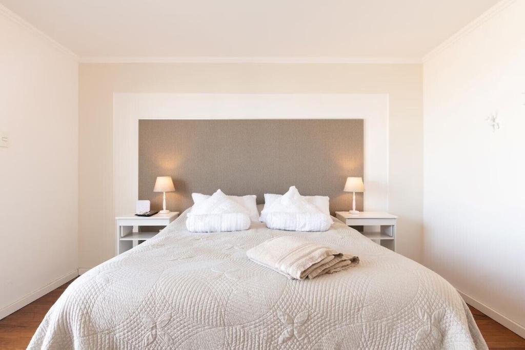 hermoso departamento con balcon - 2