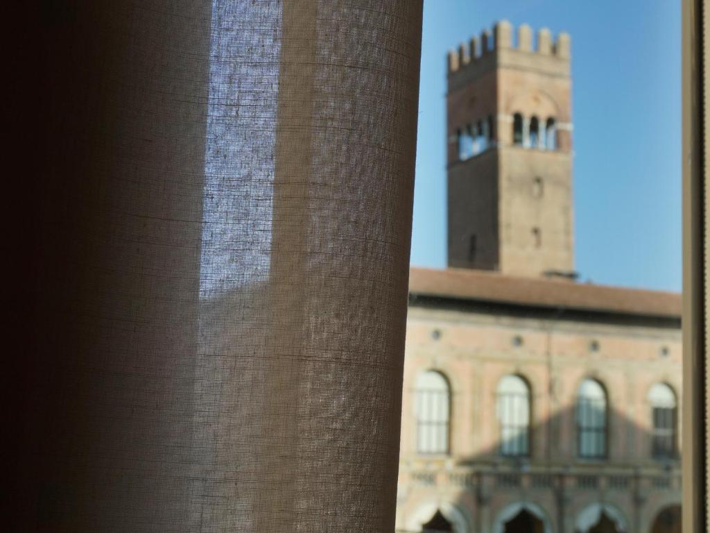 Casa Isolani, Piazza Maggiore — Hotel in Bologna