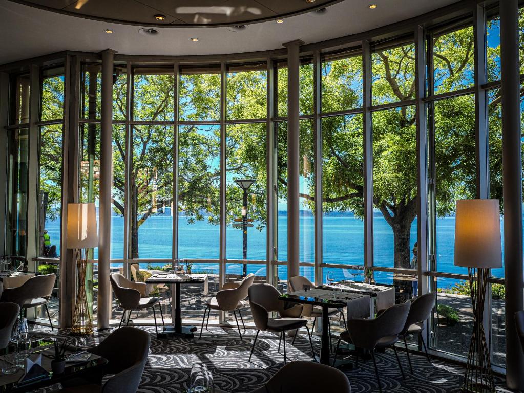 Restaurant, Beau Rivage Hotel in Neuchatel