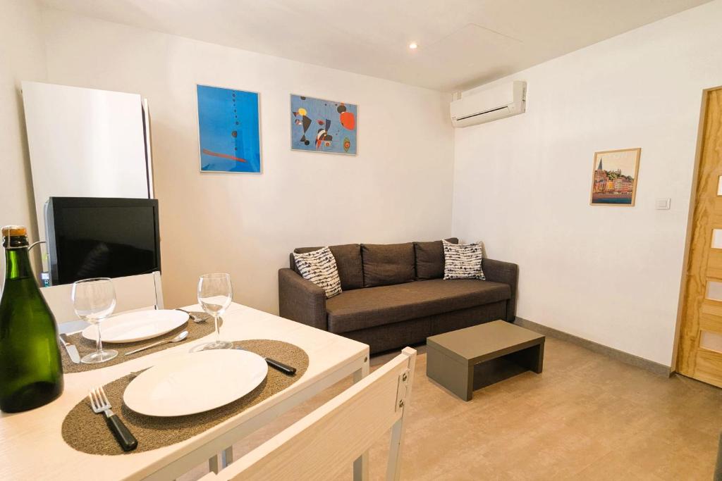 Studio 50m from the sea in Toulon - 3