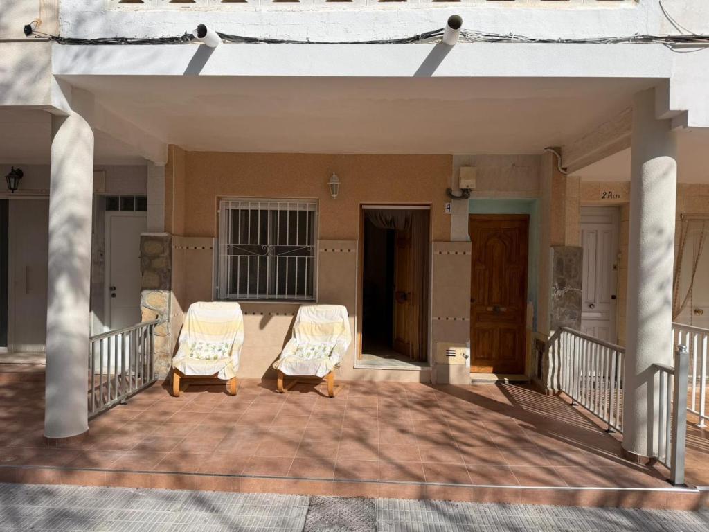 3-Bedroom Apartment with Terrace - 150m from Playa Lisa - 1