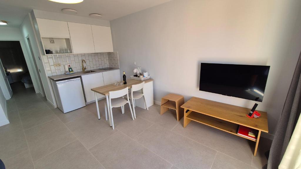 Nuestra Casita - 2