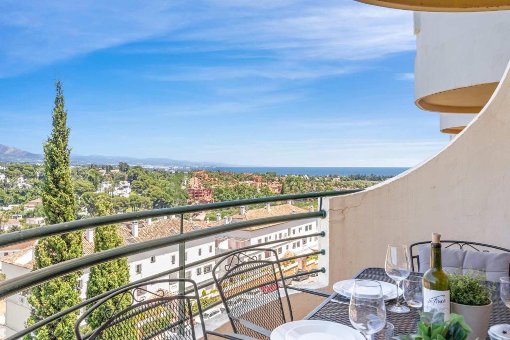 Modern Sea View Apartment near Puerto Banus - 4