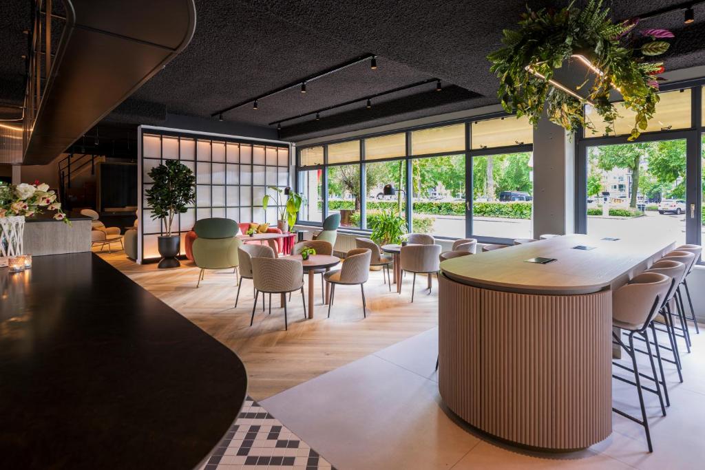 TULIP Hotels & Residences - Zwolle ラウンジ