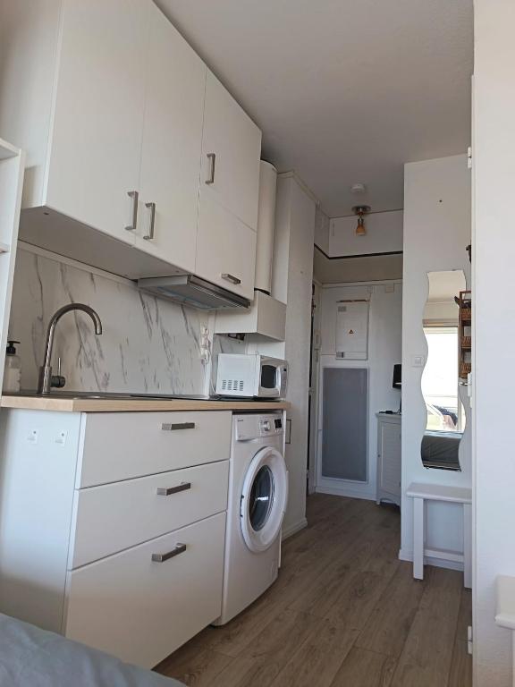 studio cabine vue sur mer - 2