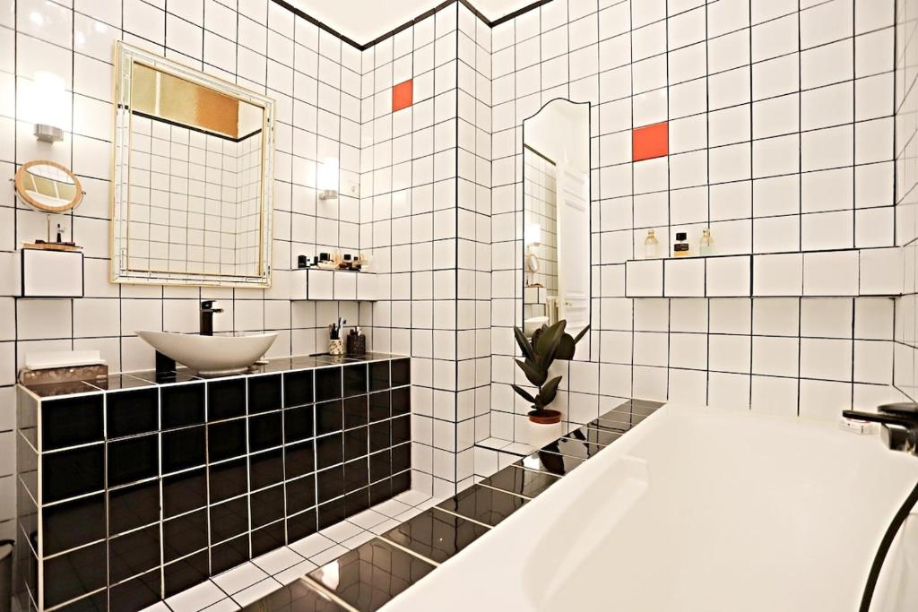 My Luxurious Apartment - Montmartre - 2