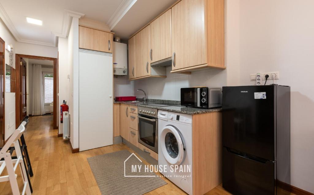 MyHouseSpain - Apartamento junto a Playa Poniente - 4