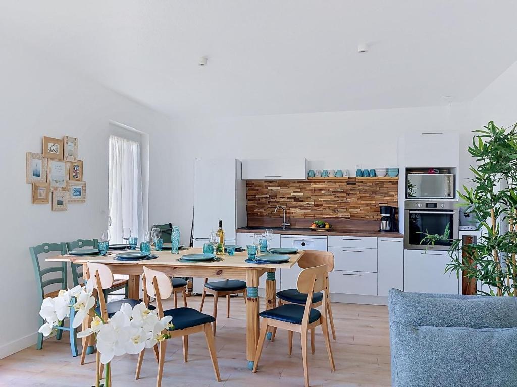 Apartment Abbé Prevost by Interhome - 2