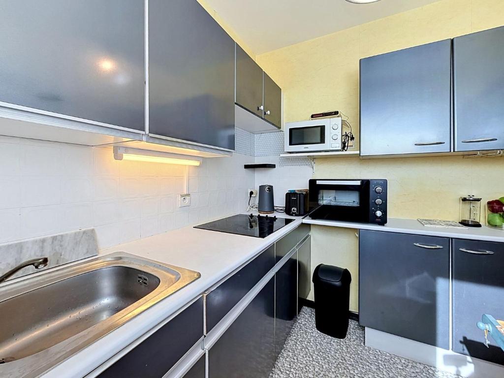 Apartment Les Terrasses Port Maria-3 by Interhome - 4