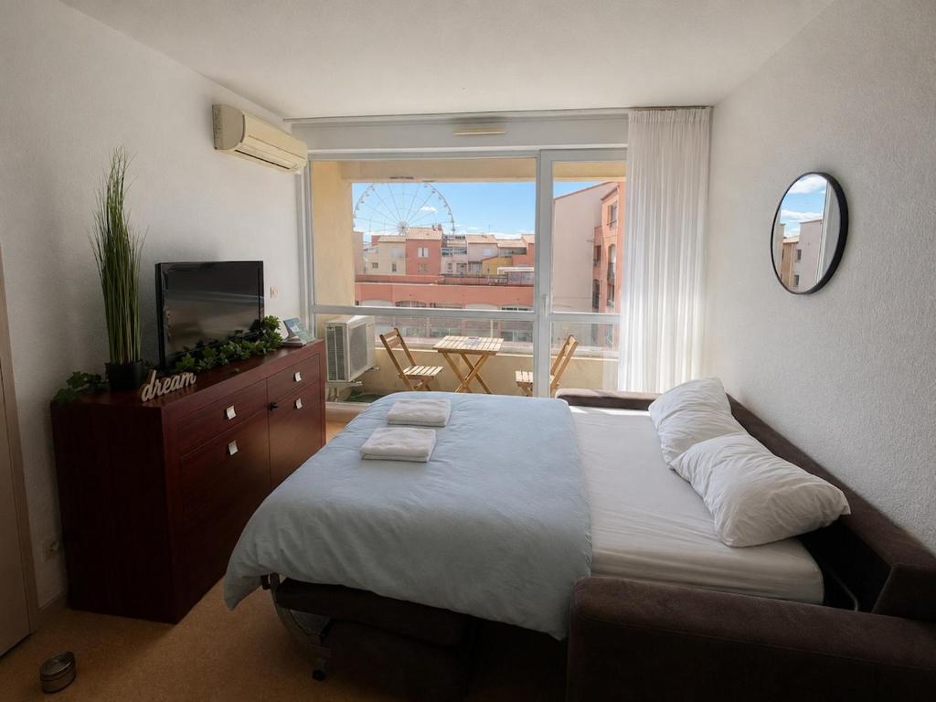 Studio sur le Port Cap d Agde Piscine Parking - 1