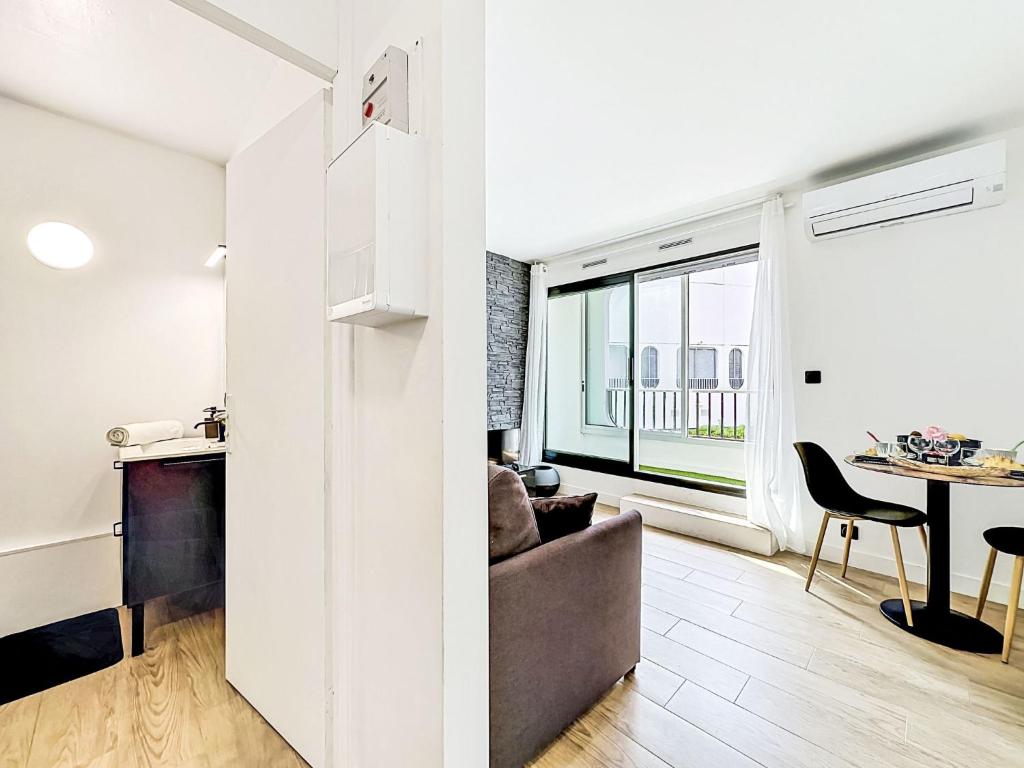 Apartment Paradis du Soleil-6 by Interhome - 2