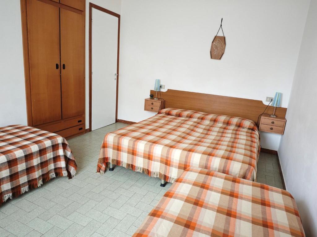 Charming first-floor beachside accommodation - 2