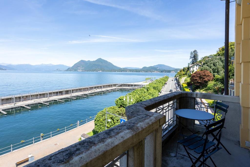 Prestige Lakeview Historic Center Stresa - 3