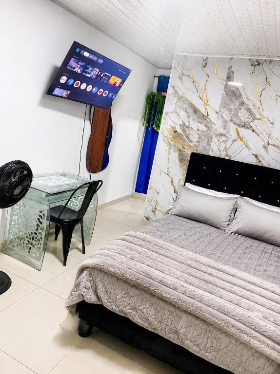 Apartamento de dos habitaciones y tres camas a 5 minutos de la terminal de transporte 202 - 1
