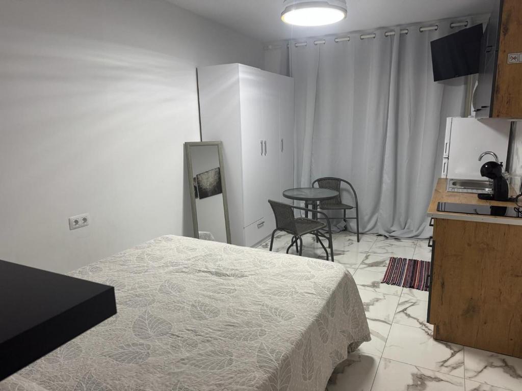 Modern Mareverde Apartment in Costa Adeje - 2