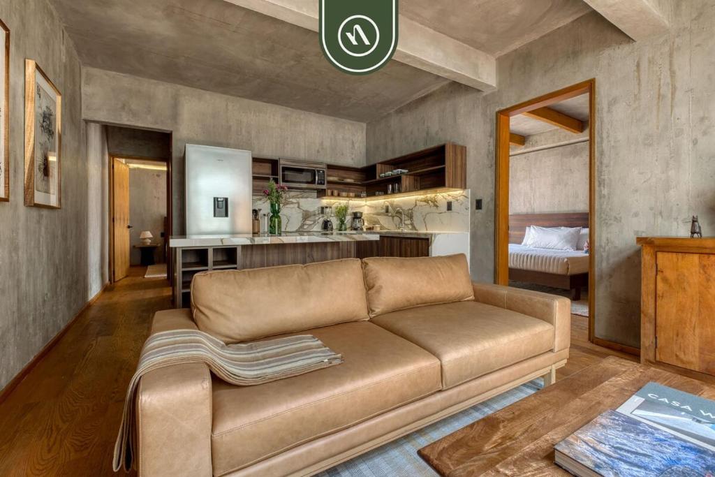Luxury 3 BR House in Downtown - AC - Peaceful - 2