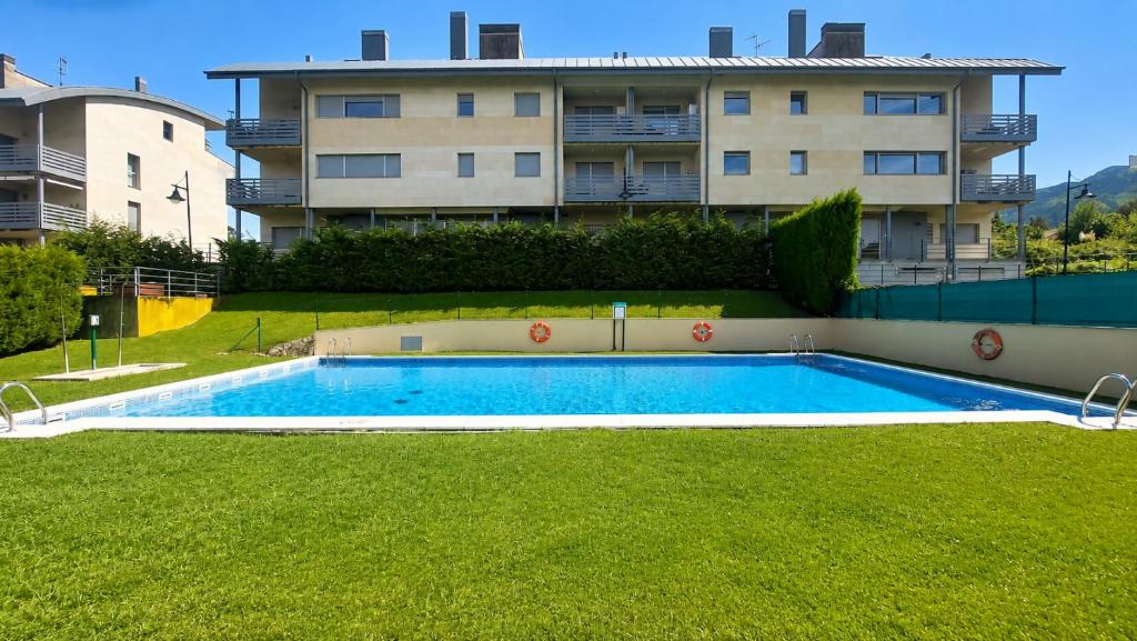 Las Xanas · Vistas, Piscina y Terraza en LLanes - 1