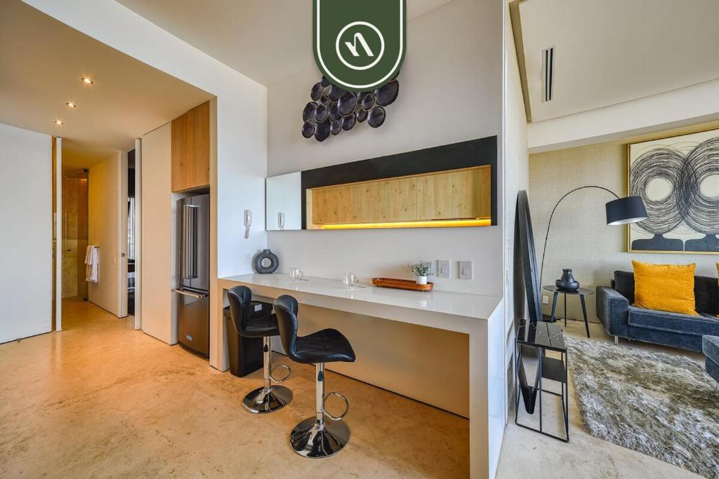 Luxury 1BR Condo - Rooftop Pool - Bay View - 5