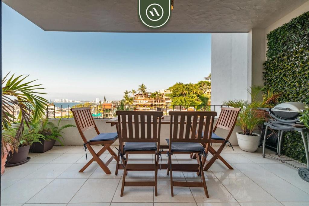 Two Story Condo with Amazing Ocean-Sunset Views - 3