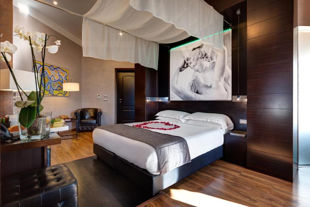 Rome Dharma Luxury Hotel room
