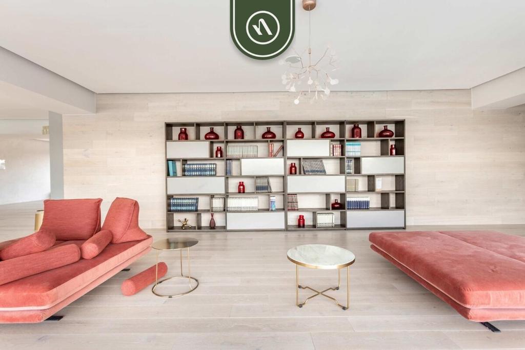 New 2BR APT - Beach Access - Pool - GYM - Jacuzzi - 2