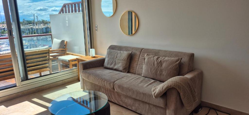 T2, vue imprenable sur le port, parking, clim, wifi - 4