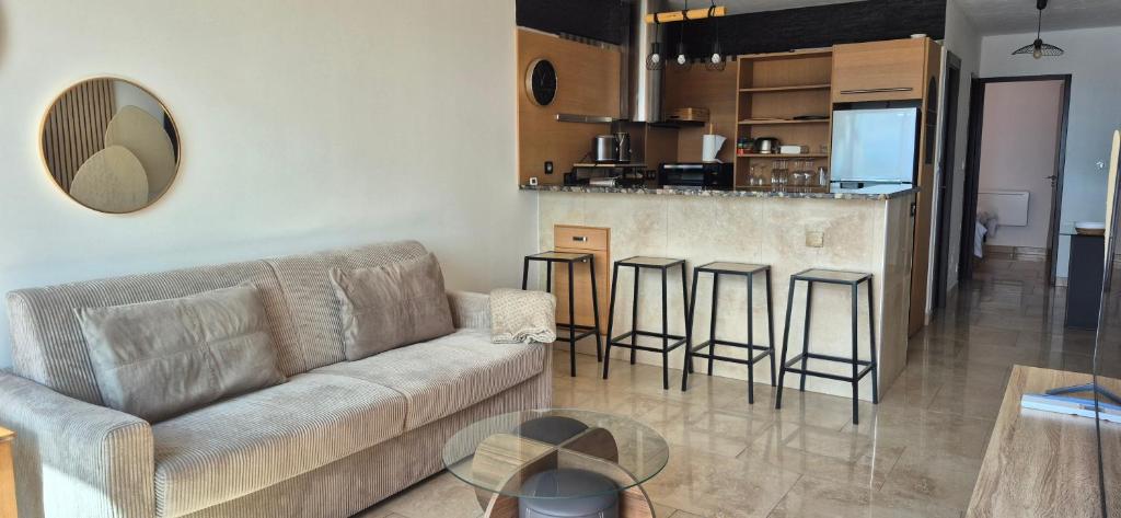 T2, vue imprenable sur le port, parking, clim, wifi - 5