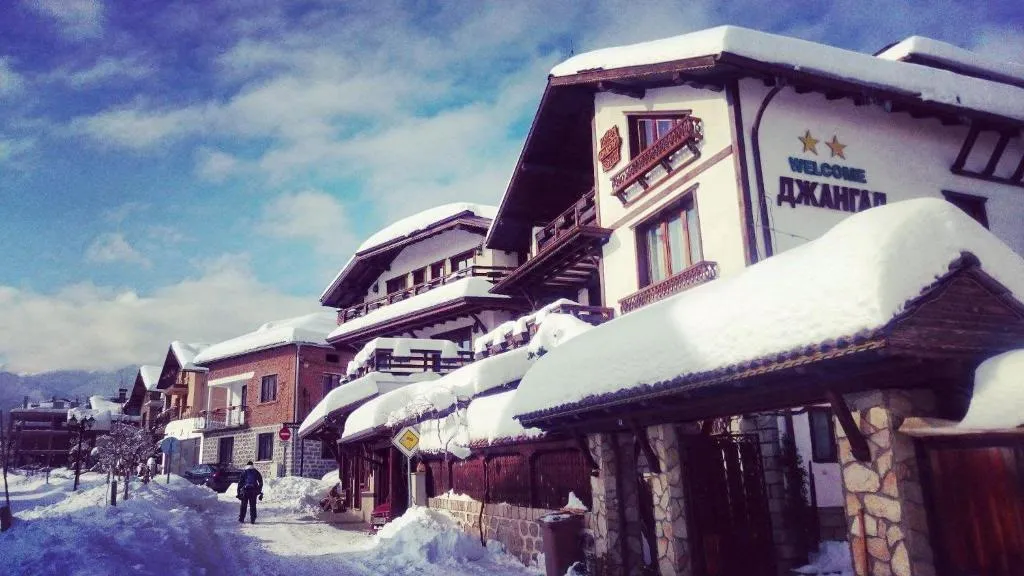 Guest House Dzhangal，位于班斯科的酒店