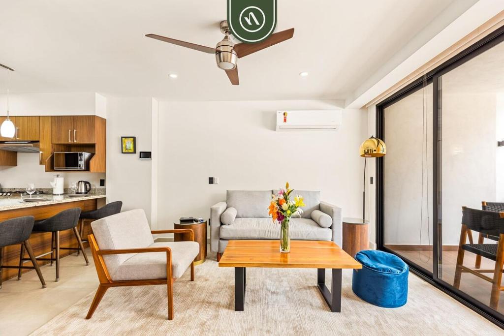 Amazing 2BR Condo in Romantic Zone - Rooftop Pool - 2