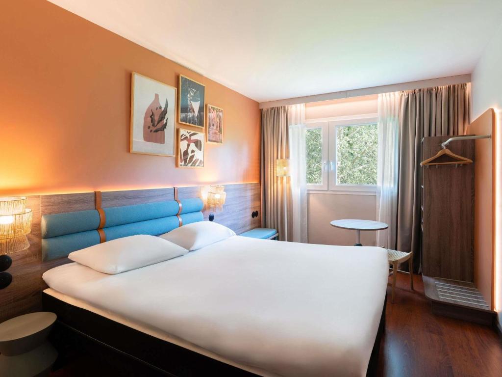 ibis Golfe de Saint-Tropez - 1