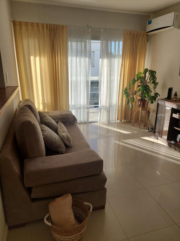 Dpto Dorrego , 2 ambientes a 600mts del mar - 4