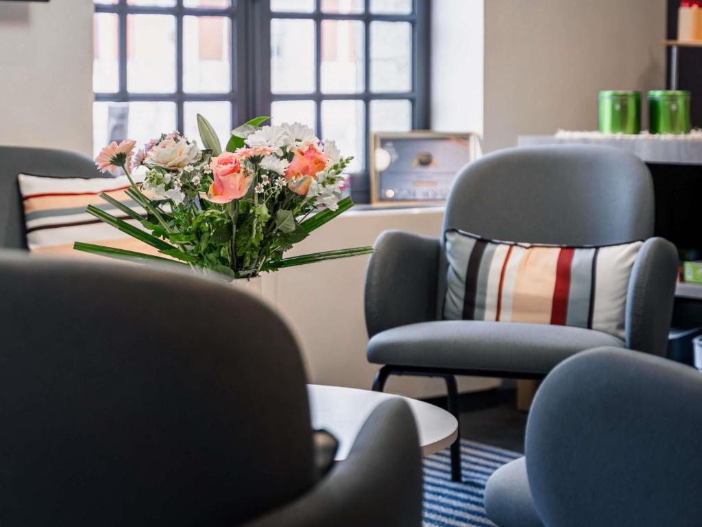 ibis Styles Vannes Gare Centre - 2