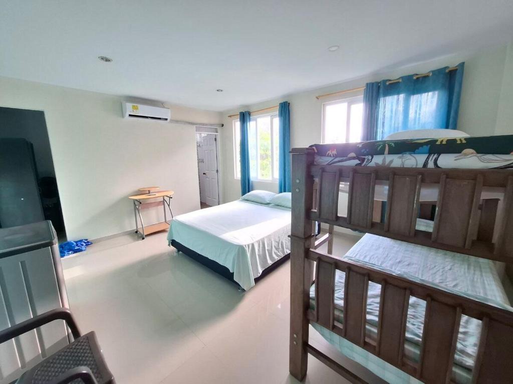 Apartamento Familiar con Aire y WiFi a 9 Minutos walking Playa Spratt Bight - 3