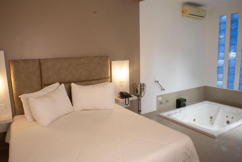 Los Lirios Hotel Merida - 3