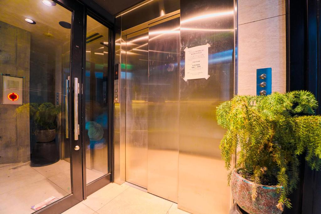 Hotel HISUI 代官山駅徒歩5分 渋谷から1駅 大型檜風呂付デザイナーズ空間