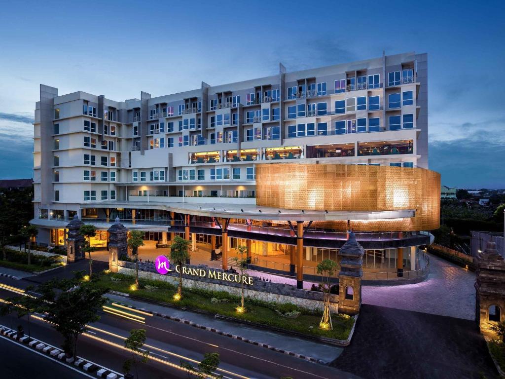 Exterior view, Grand Mercure Yogyakarta Adi Sucipto in Yogyakarta