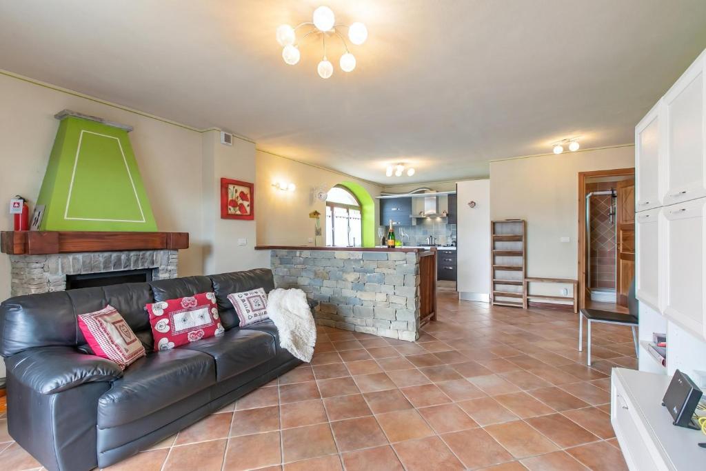 La Casa Di Olaf with Garden - Happy Rentals - 2