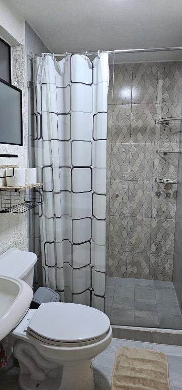Depto En condominio Privado cerca de Tlaquepaque centro y Cerca de la Central Nueva - 3