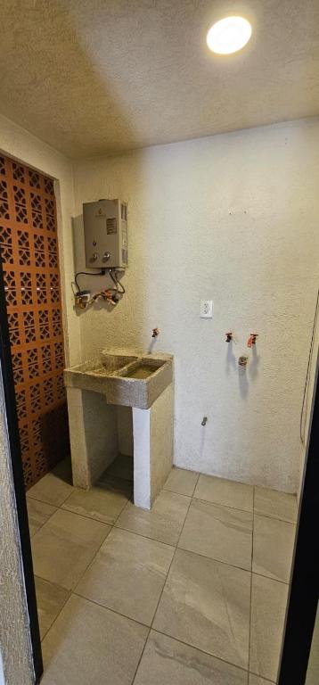 Depto En condominio Privado cerca de Tlaquepaque centro y Cerca de la Central Nueva - 5