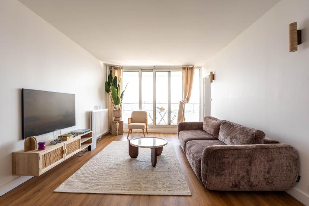 1 bedroom apartment with a superb balcony - 4