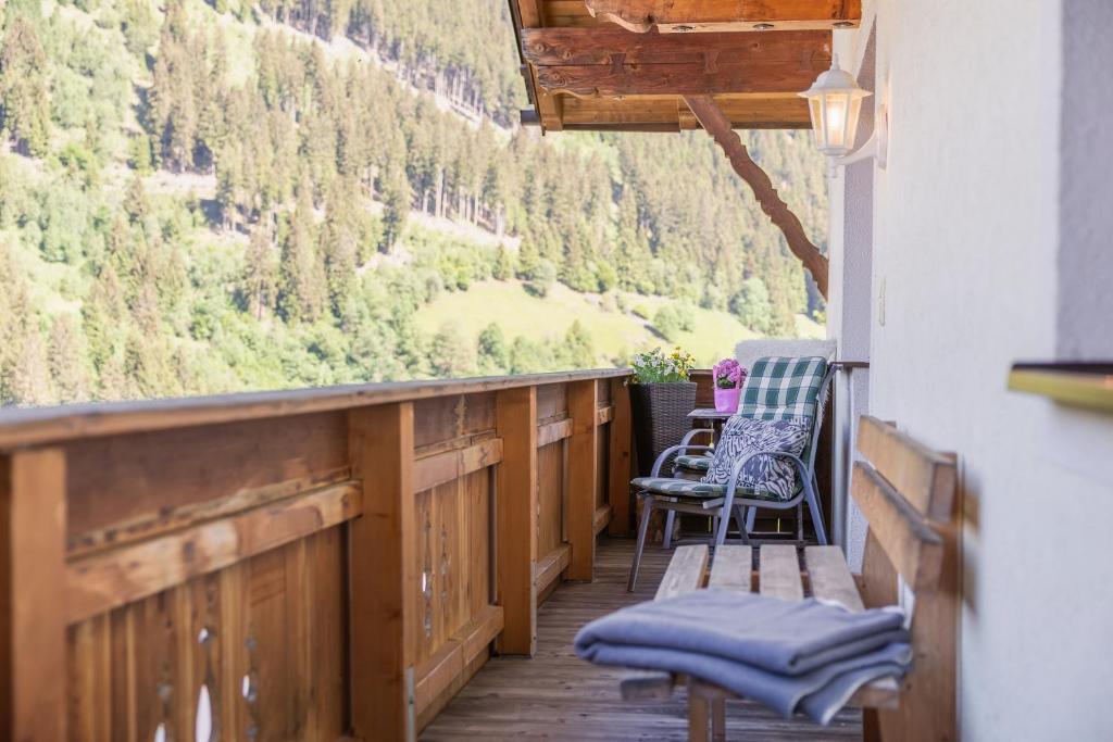 Haus Alpenkönig Exclusive Apartments near Stubai Glacier - 4