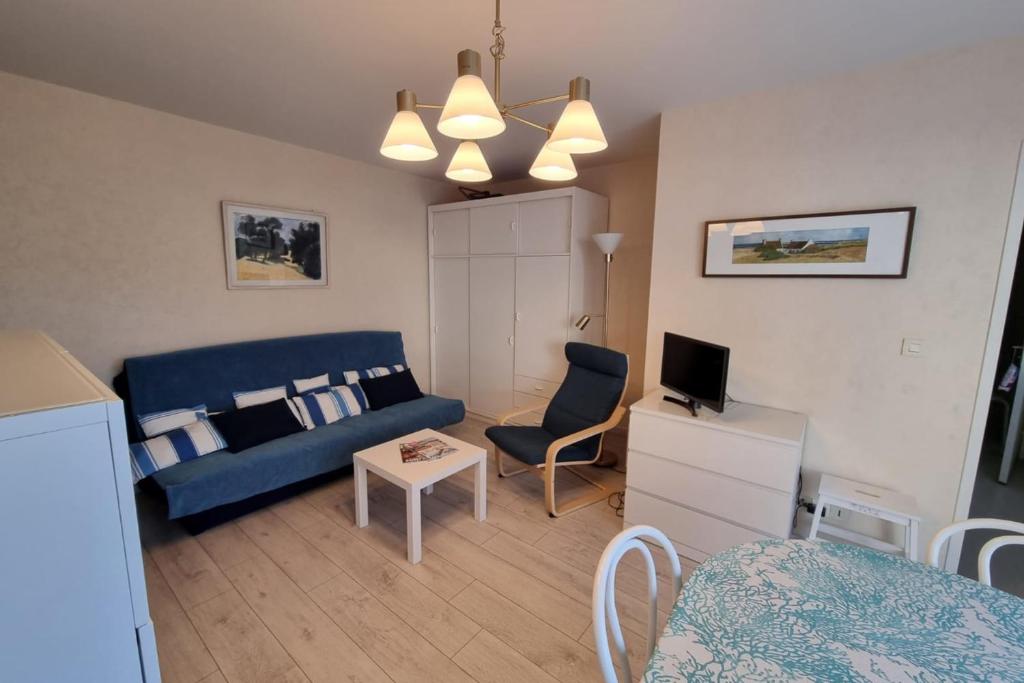 Charming apartment with balcony in Cabourg - 2
