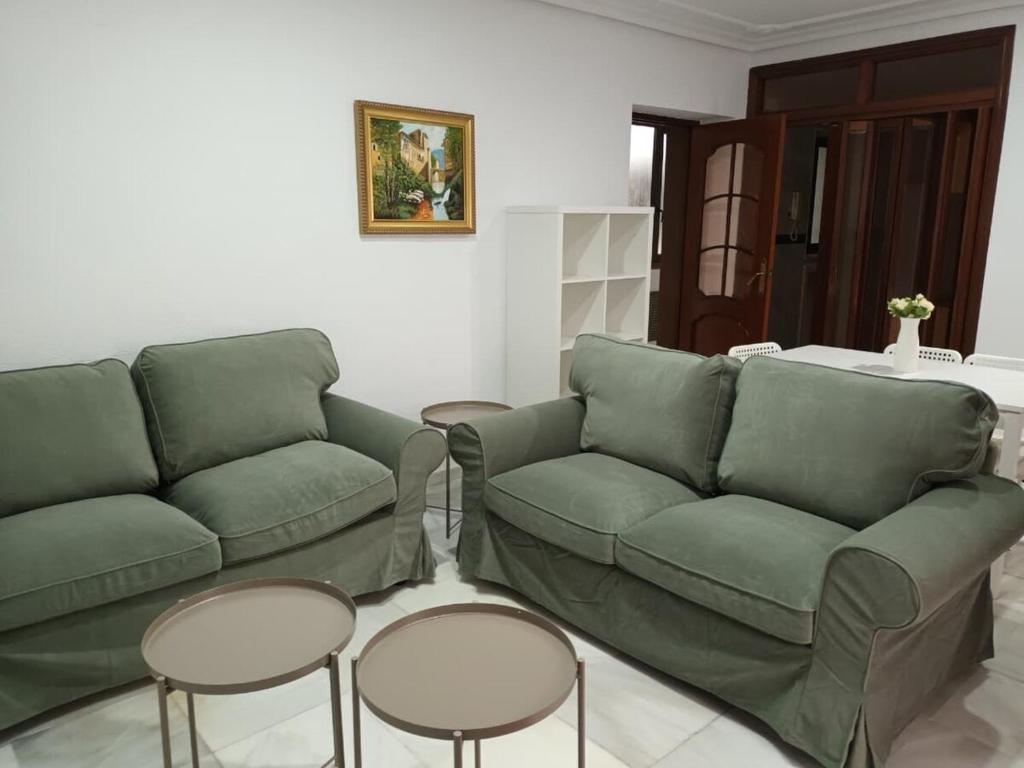 Traditional Patio Relaxation AirConditioned WiFi Spacious - 1