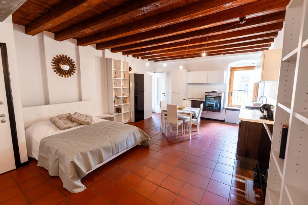 Borghetto Lake House - 2