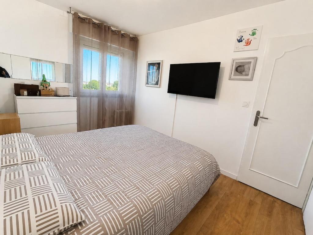 Bien placé, 2 chambres, 5 personnes, parking privé - 3