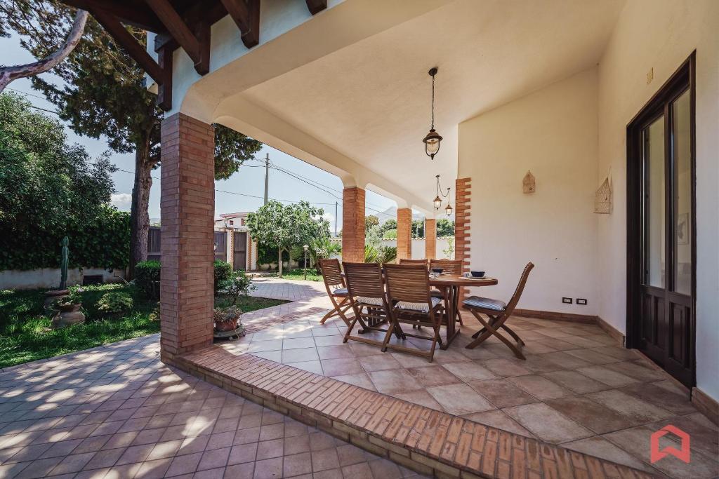 Charming Villa by the Sea in Sicily - 5