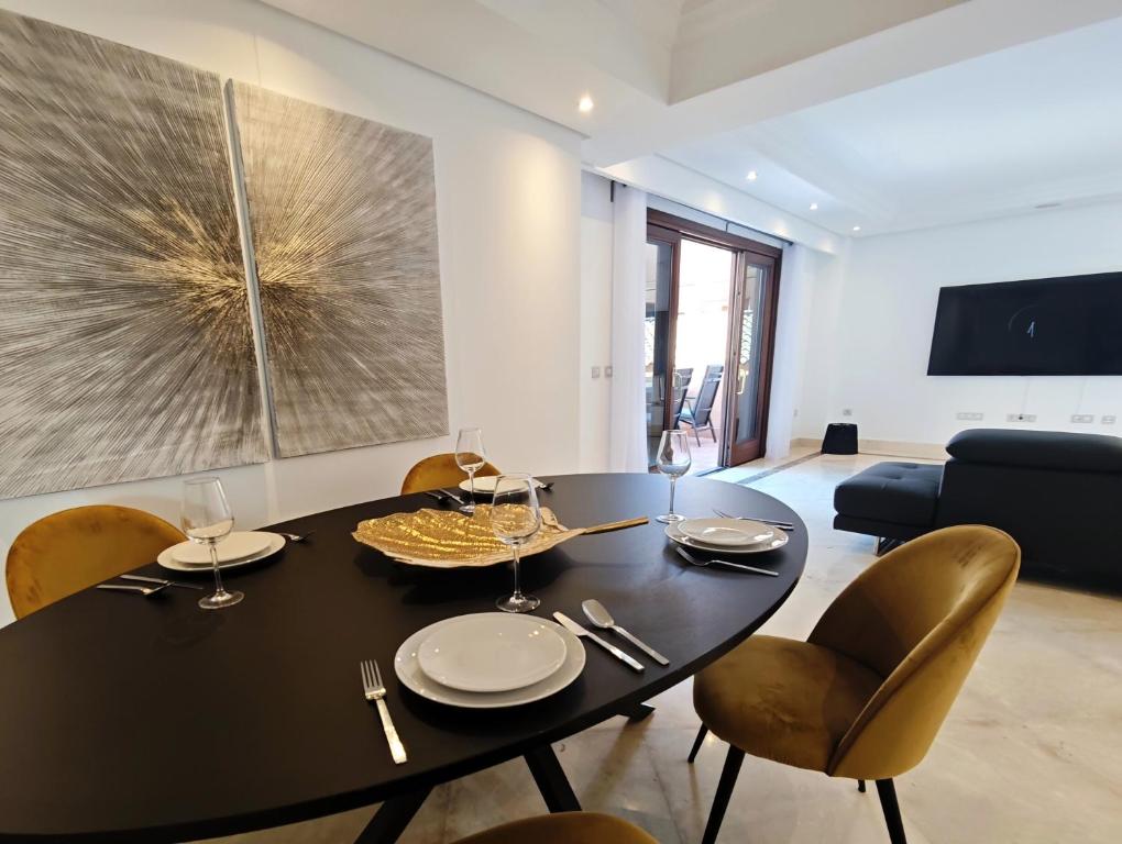 Beachfront Penthouse & SPA & Pools & Gym – EHHouse - 3
