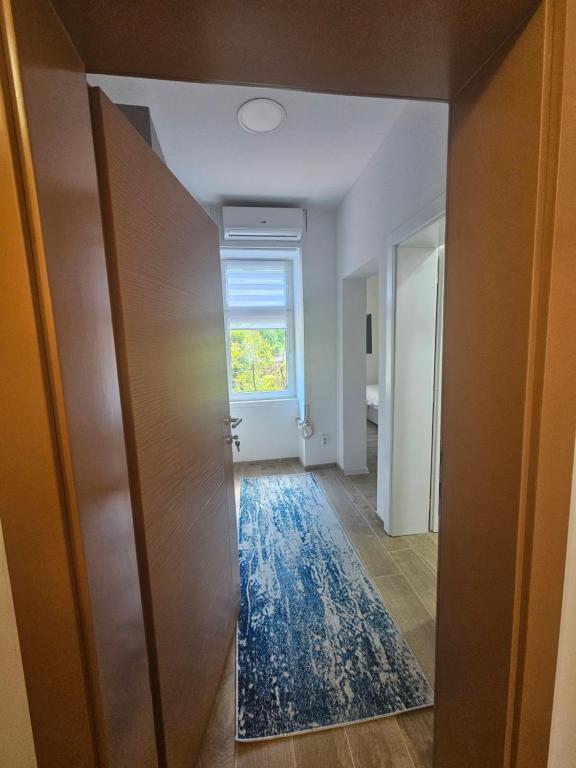 Apartman DVOR 1 - 4